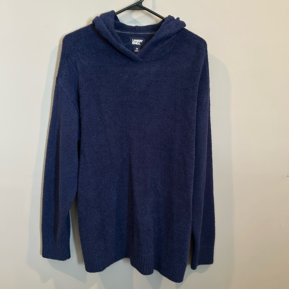 Land’s End women’s fleece hoodie.